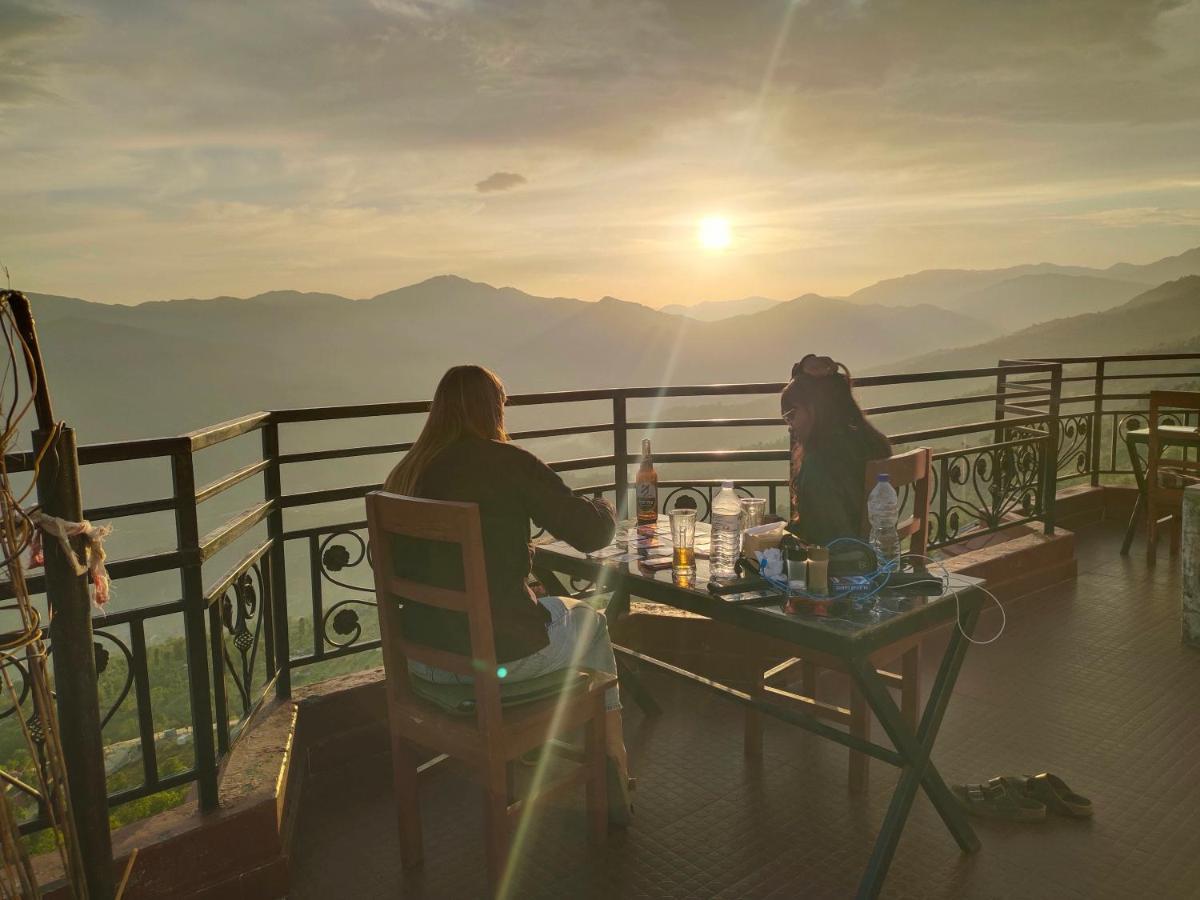Hotel High Ground Inn Sarangkot Pokhara Exteriör bild