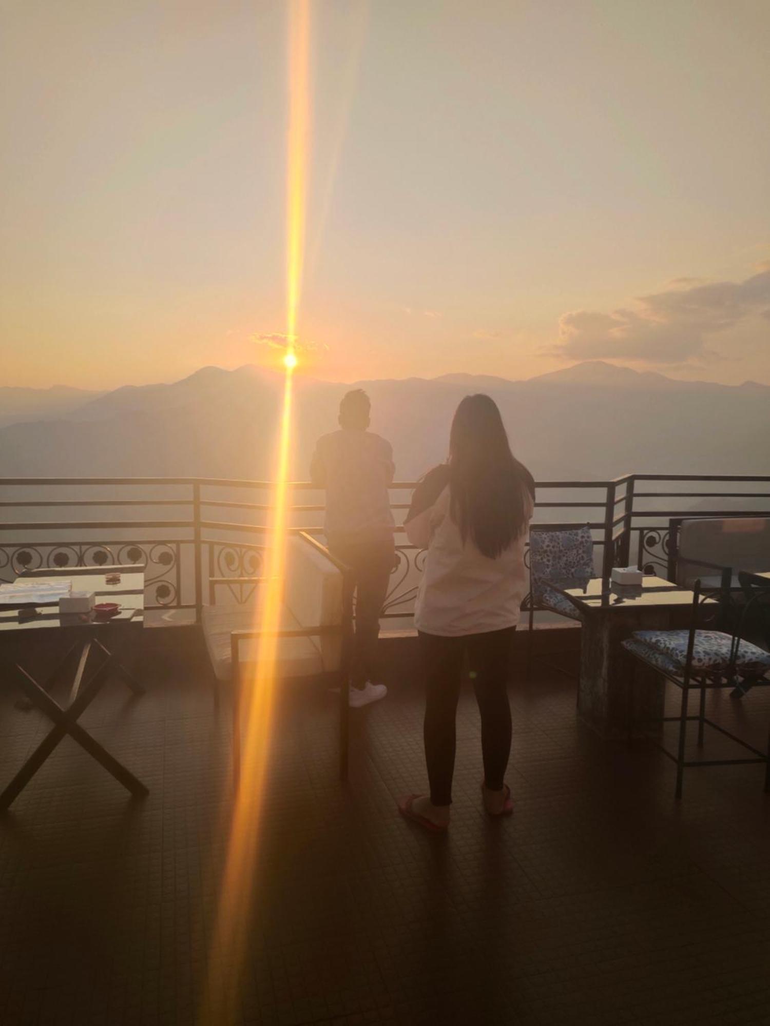 Hotel High Ground Inn Sarangkot Pokhara Exteriör bild